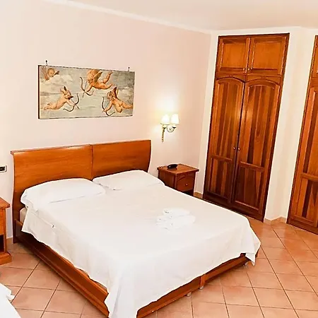 Hotel Ristorante Garibaldi Hotel