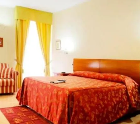 Hotel Ristorante Garibaldi 4*